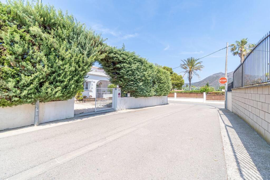 Mb1-House With Big Garden ,Swimming-Pool, & Barbacue In Roses Villa Kültér fotó